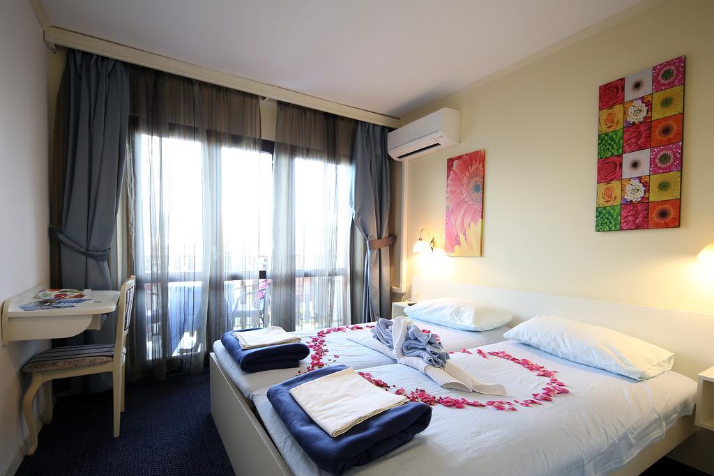 Guest House Zeba & Riviera Сило Экстерьер фото