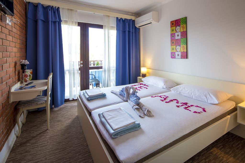 Guest House Zeba & Riviera Сило Экстерьер фото